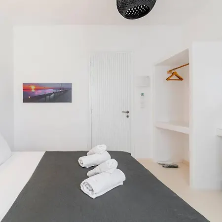 Naxos Beachwalk Apartmán *